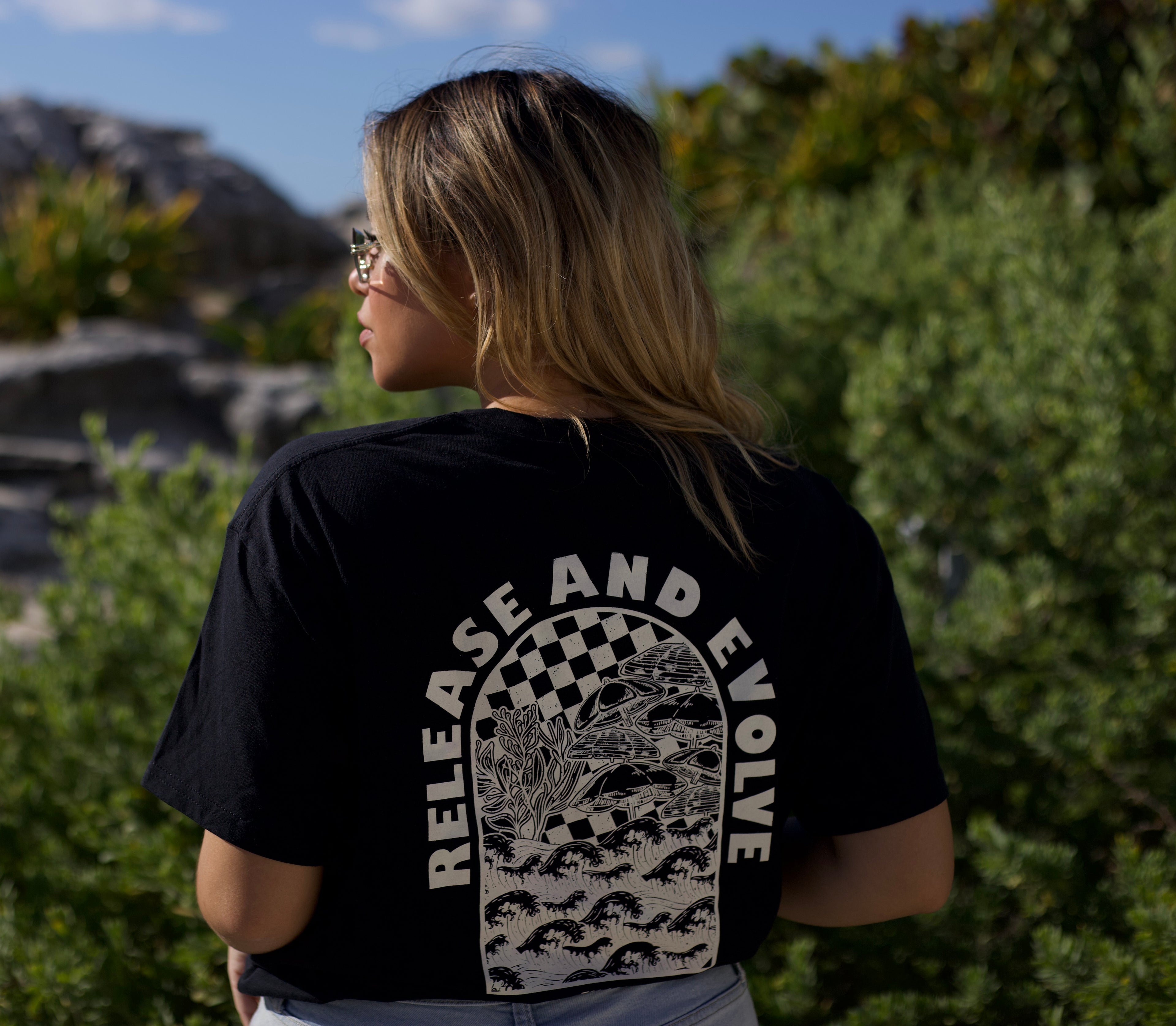 Release and evolve tee